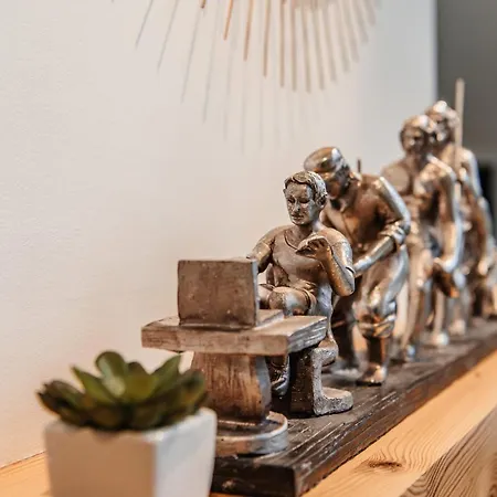 Airhome - Palm Tree Penthouse Tallin