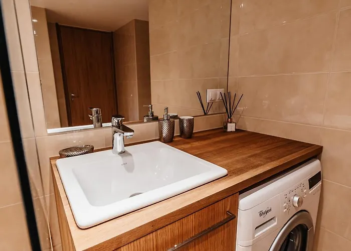 Airhome - Palm Tree Penthouse Appartement