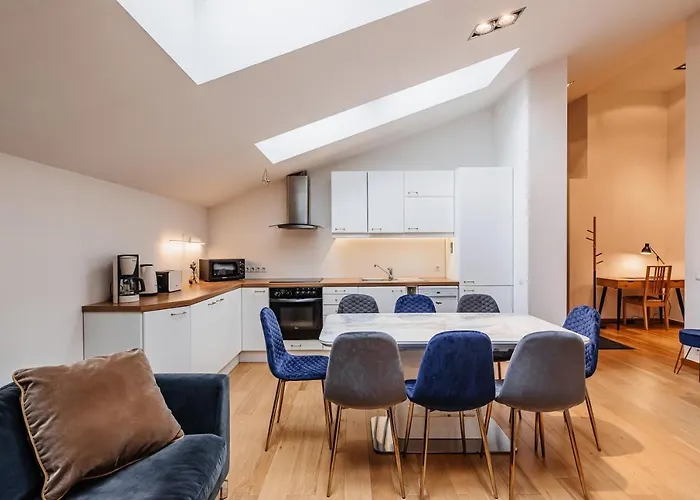 Airhome - Palm Tree Penthouse * 塔林