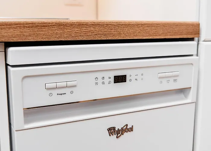 Airhome - Palm Tree Penthouse Tallinn