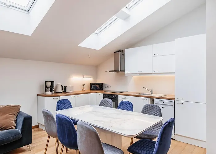 Airhome - Palm Tree Penthouse Appartement